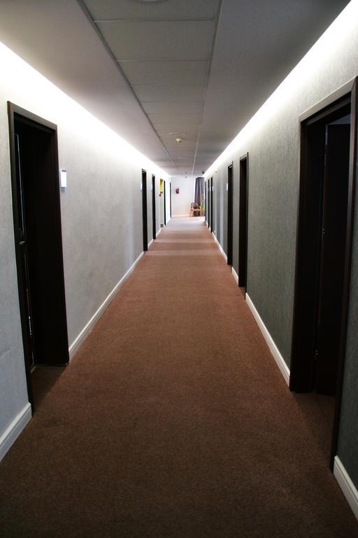 Hotel Orlik พวอนส์ค ภายนอก รูปภาพ